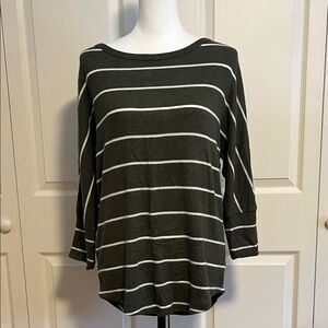 Market & Spruce, green with white stripes, size medium, women’s top, 3/4 sleeves